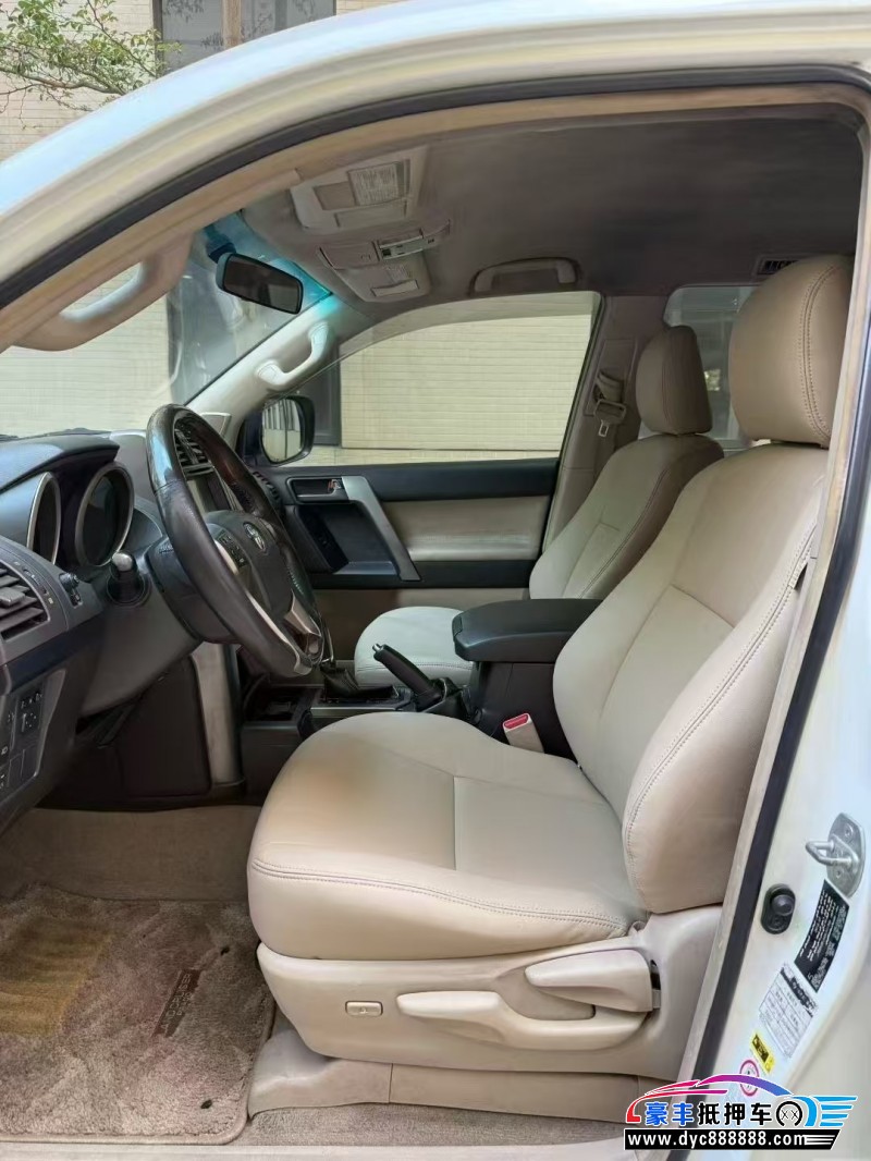 13年丰田普拉多（霸道）轿车抵押车出售