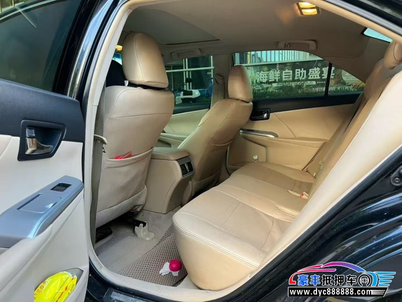 13年丰田凯美瑞轿车抵押车出售