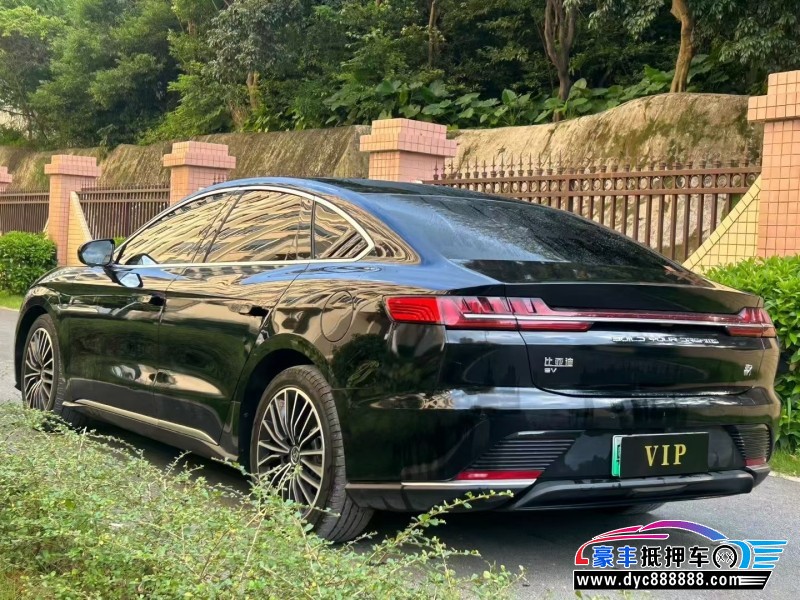 21年比亚迪汉轿车抵押车出售