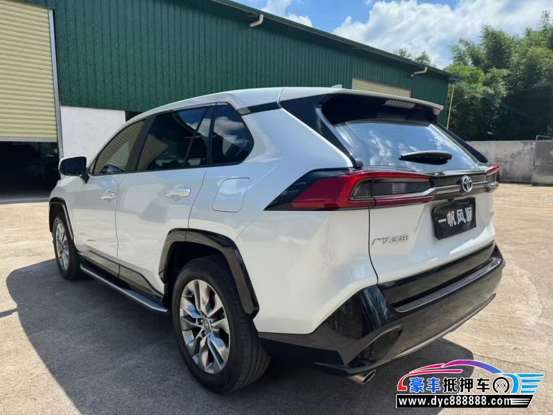 24年丰田威兰达轿车抵押车出售