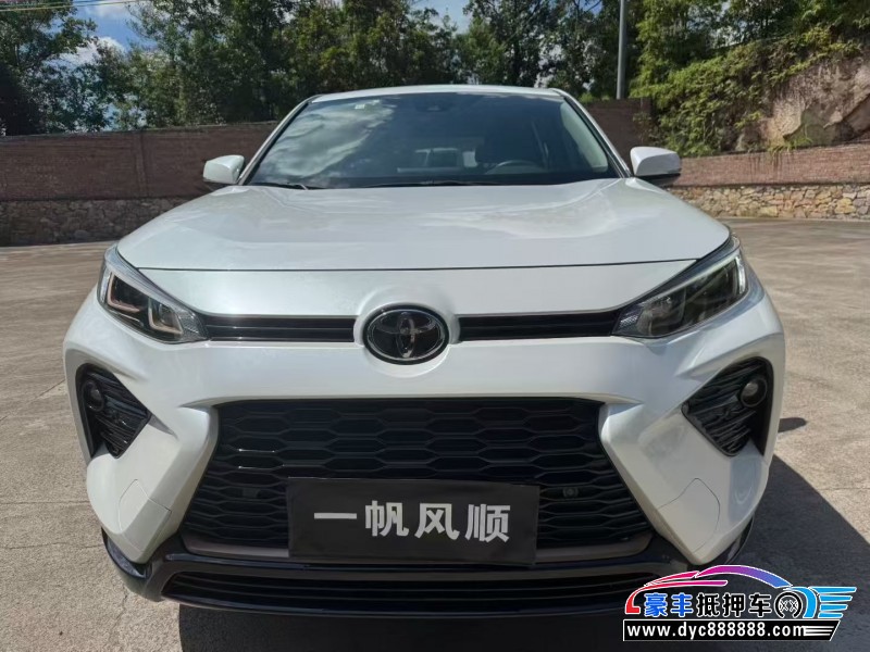 24年丰田威兰达轿车抵押车出售