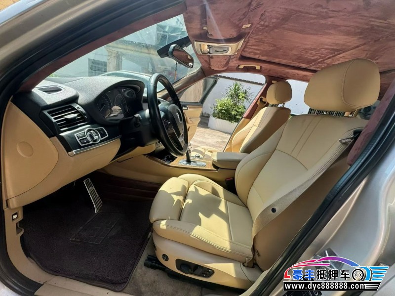 11年宝马X3轿车抵押车出售