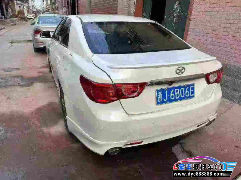 13年丰田锐志轿车抵押车出售