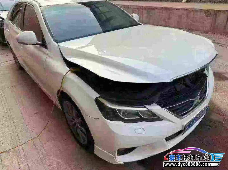 13年丰田锐志轿车抵押车出售