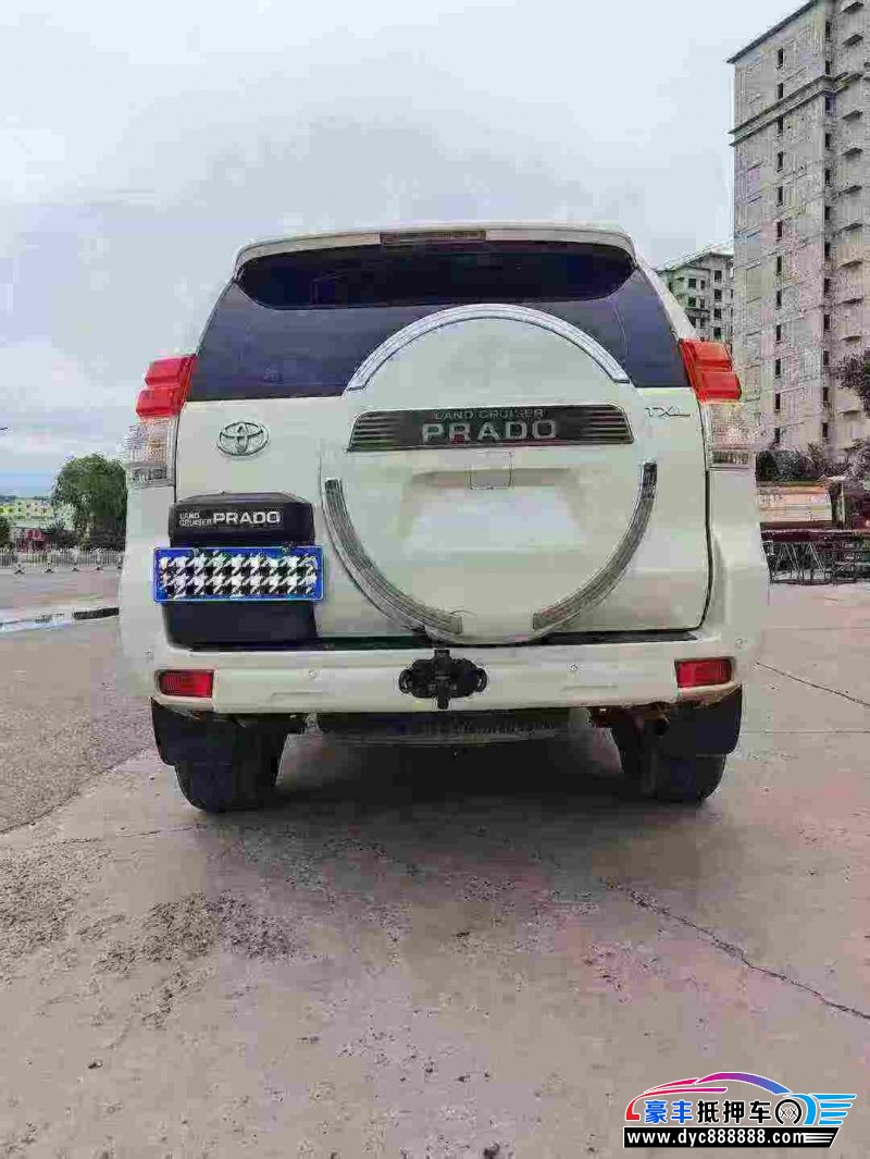 13年丰田普拉多（霸道）轿车抵押车出售