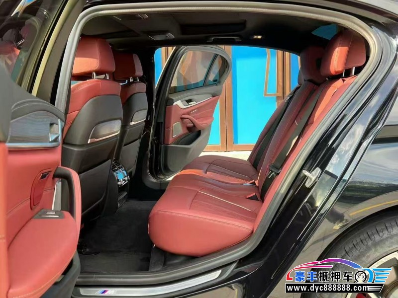 21年宝马5系轿车抵押车出售