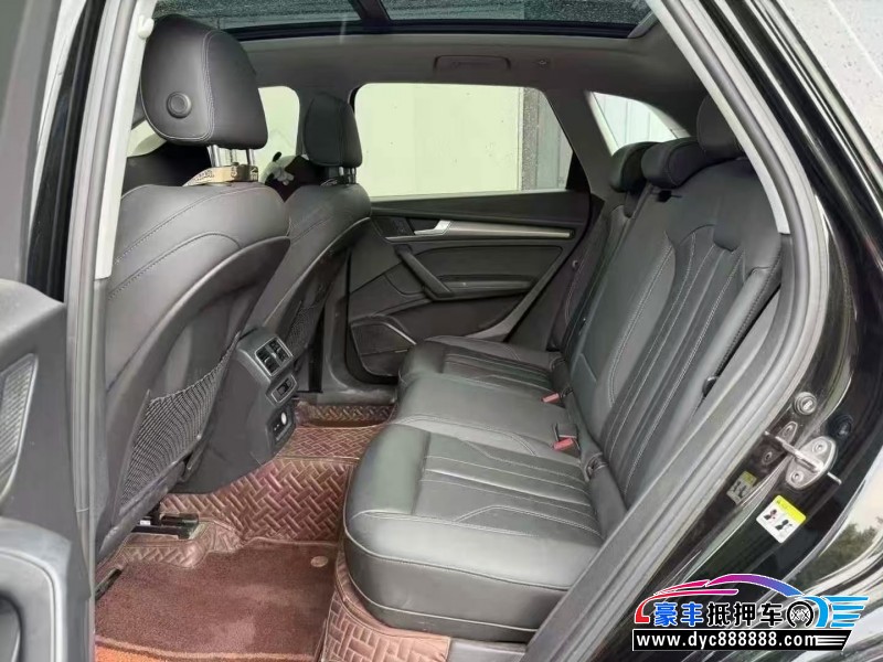 21年奥迪Q5轿车抵押车出售