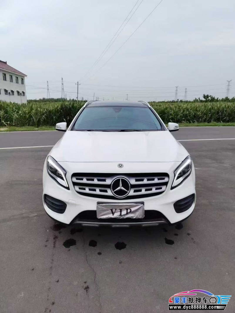 20年奔驰GLA轿车抵押车出售