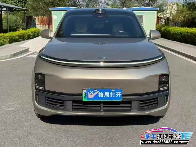 22年理想L9轿车抵押车出售