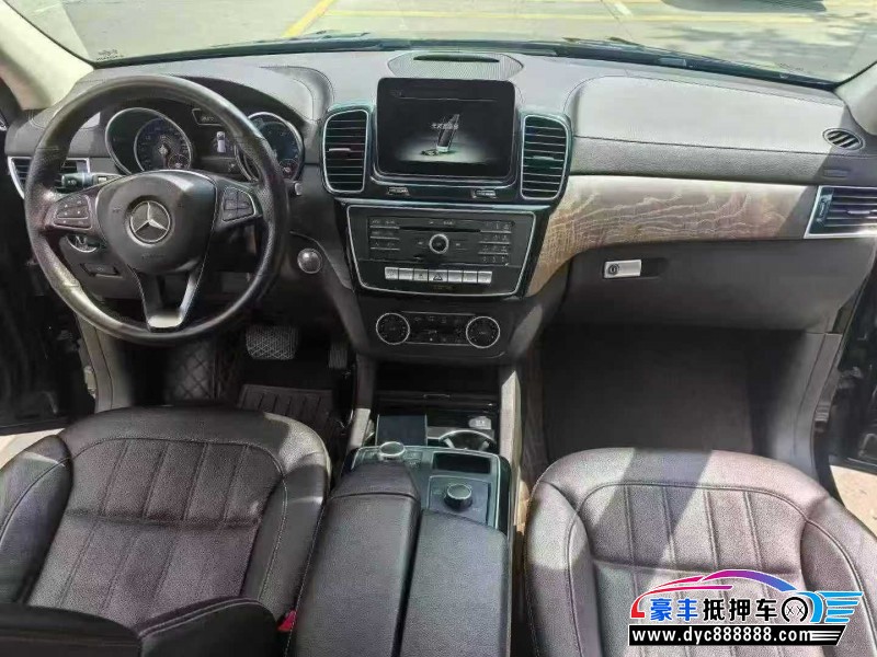 19年奔驰GLE轿车抵押车出售