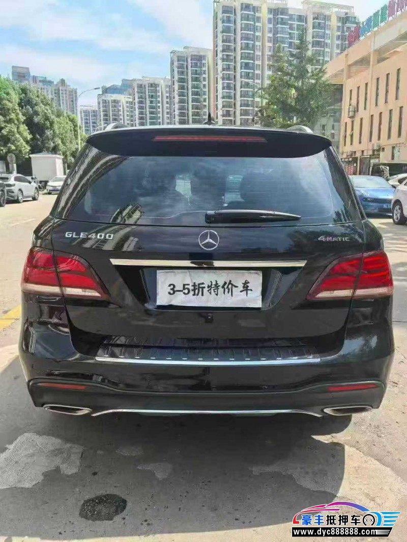 19年奔驰GLE轿车抵押车出售