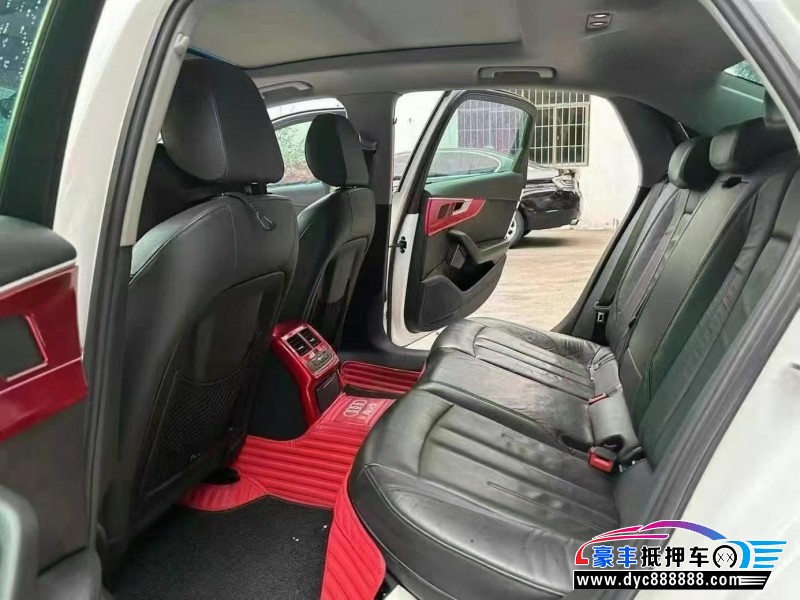 17年奥迪A4L轿车抵押车出售