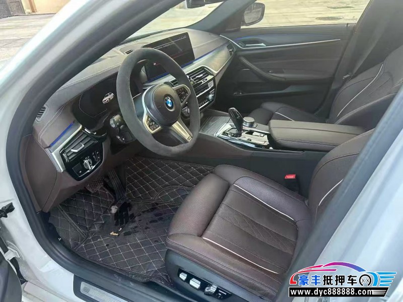 21年宝马5系轿车抵押车出售