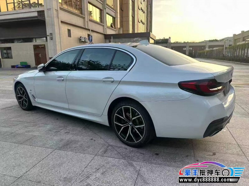 21年宝马5系轿车抵押车出售