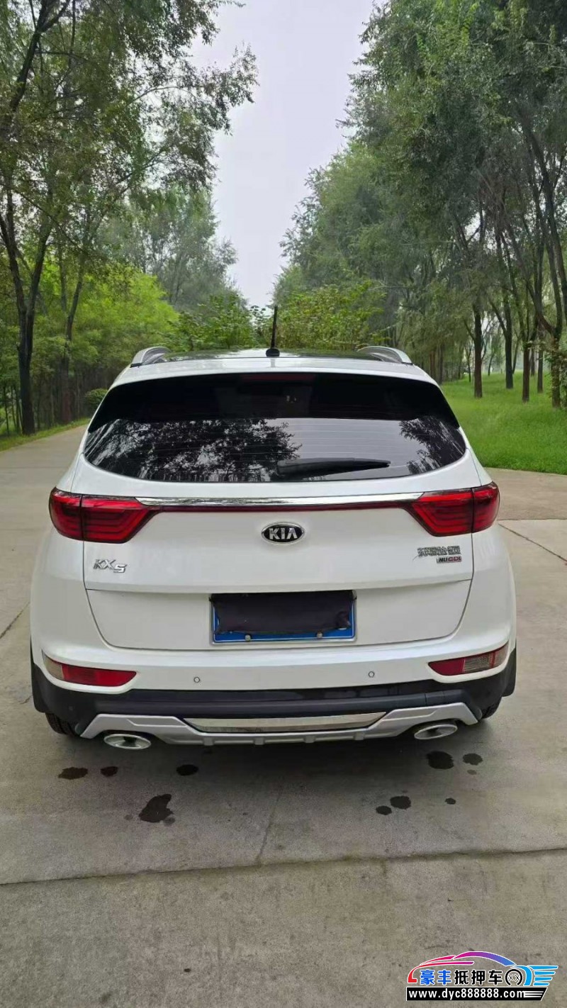 17年起亚KX5轿车抵押车出售