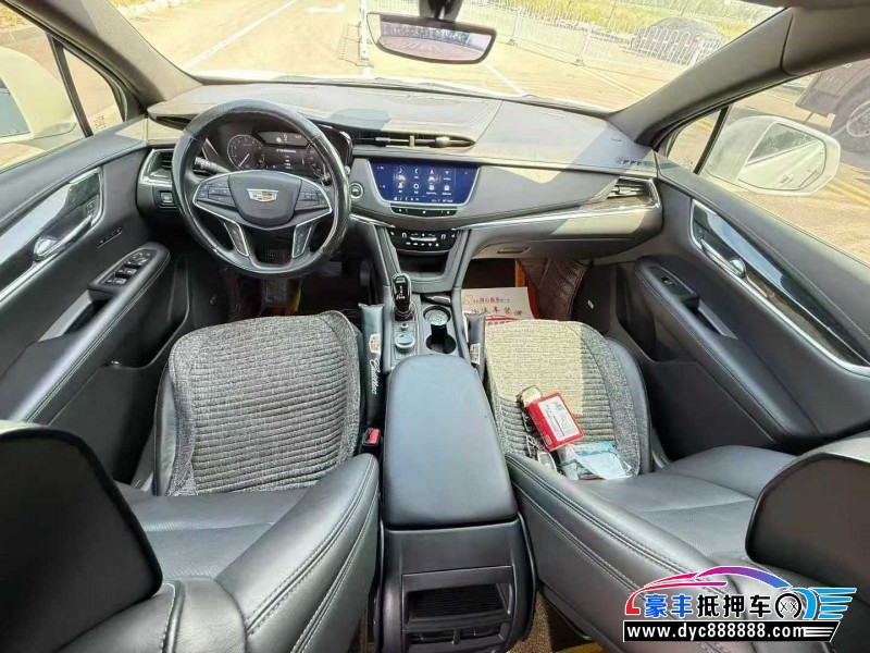 20年凯迪拉克XT5轿车抵押车出售