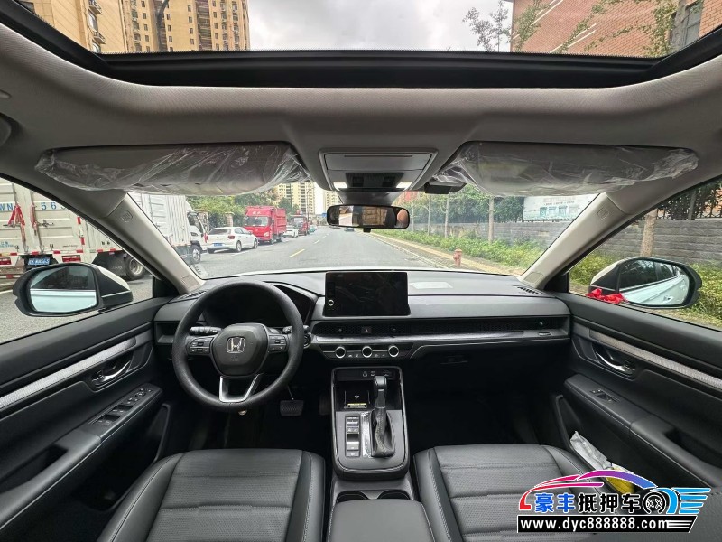 25年本田CR-V轿车抵押车出售