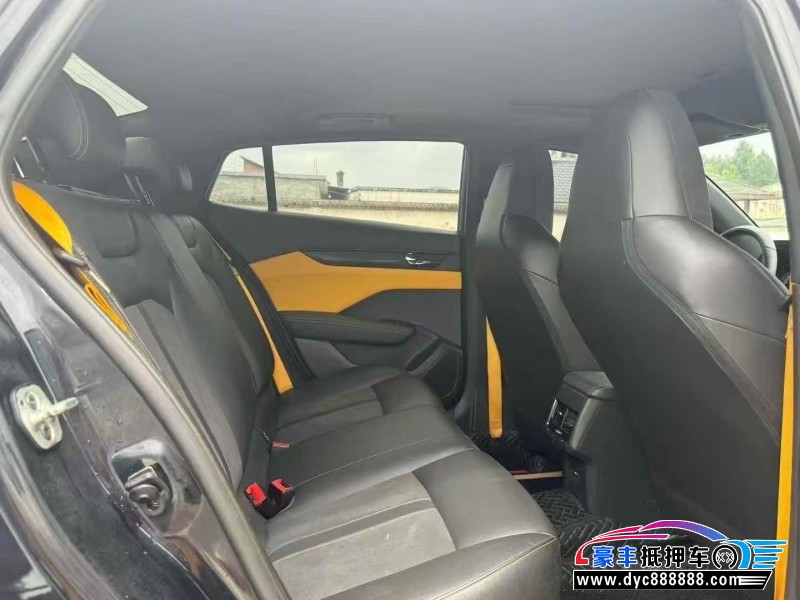 23年东风风神奕炫轿车抵押车出售