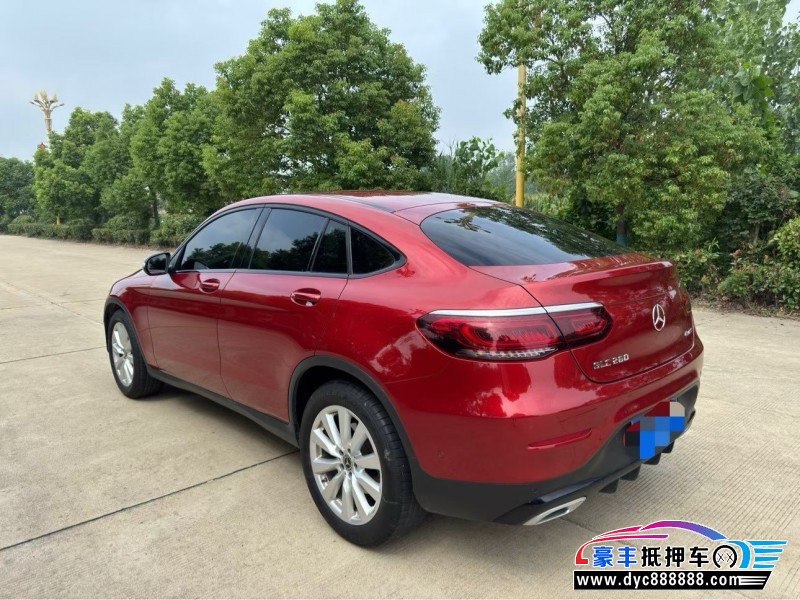 21年奔驰GLC轿车抵押车出售