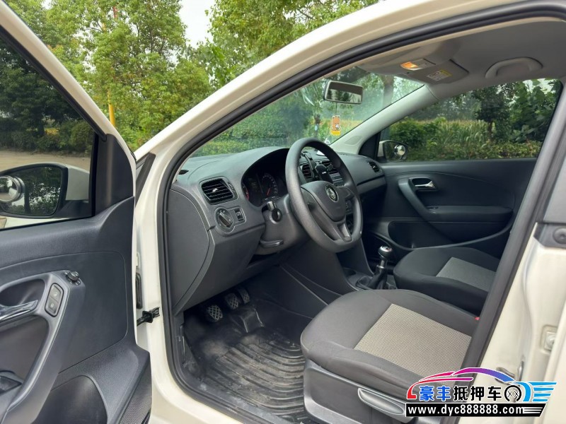 18年大众polo轿车抵押车出售