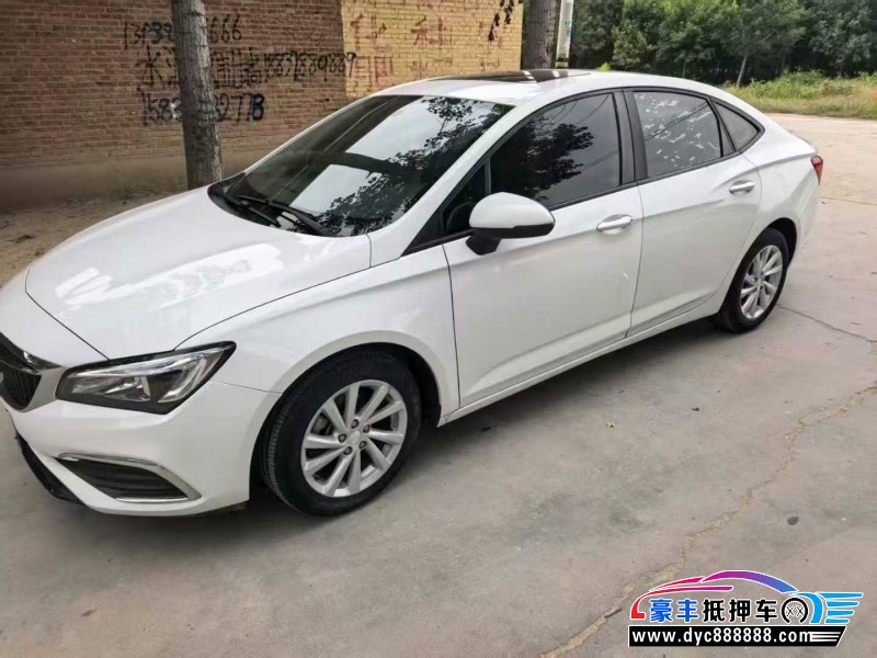 18年别克威朗轿车抵押车出售