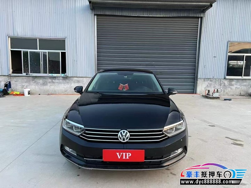 17年大众迈腾轿车抵押车出售
