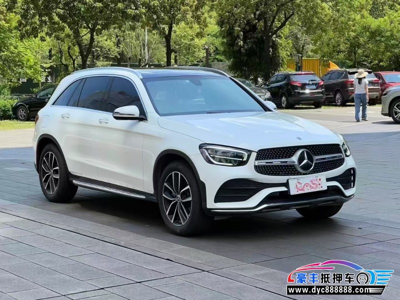 21年奔驰GLC轿车抵押车出售