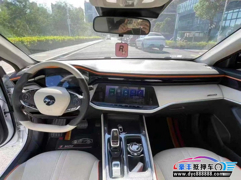 22年东风风神奕炫轿车抵押车出售