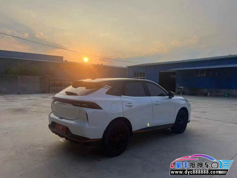 23年东风雷霆轿车抵押车出售