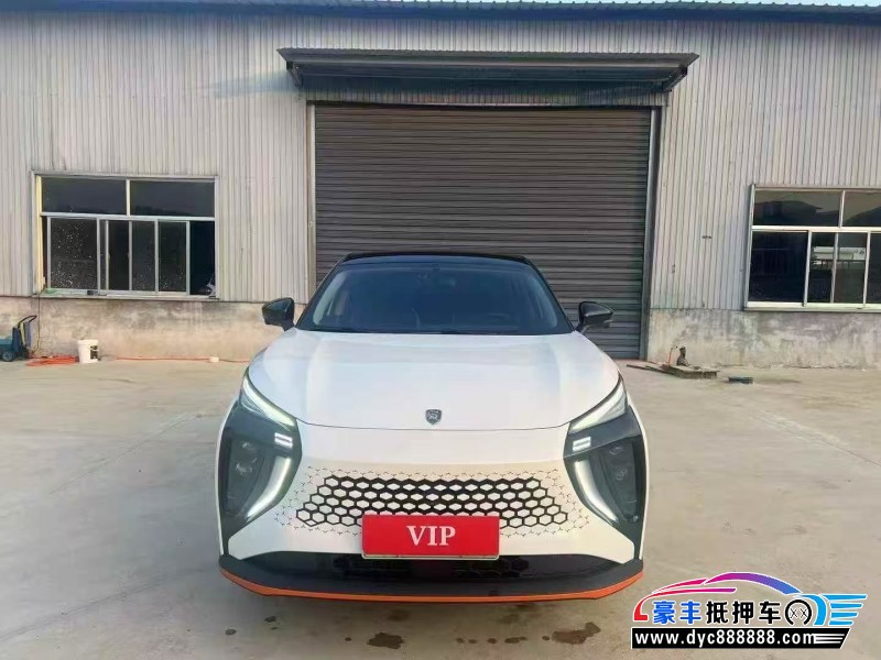 23年东风雷霆轿车抵押车出售