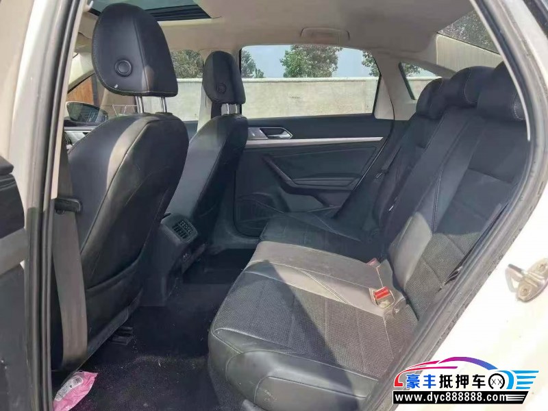 21年大众朗逸轿车抵押车出售