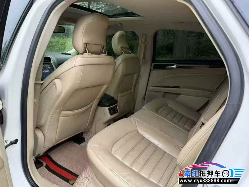 14年福特蒙迪欧轿车抵押车出售