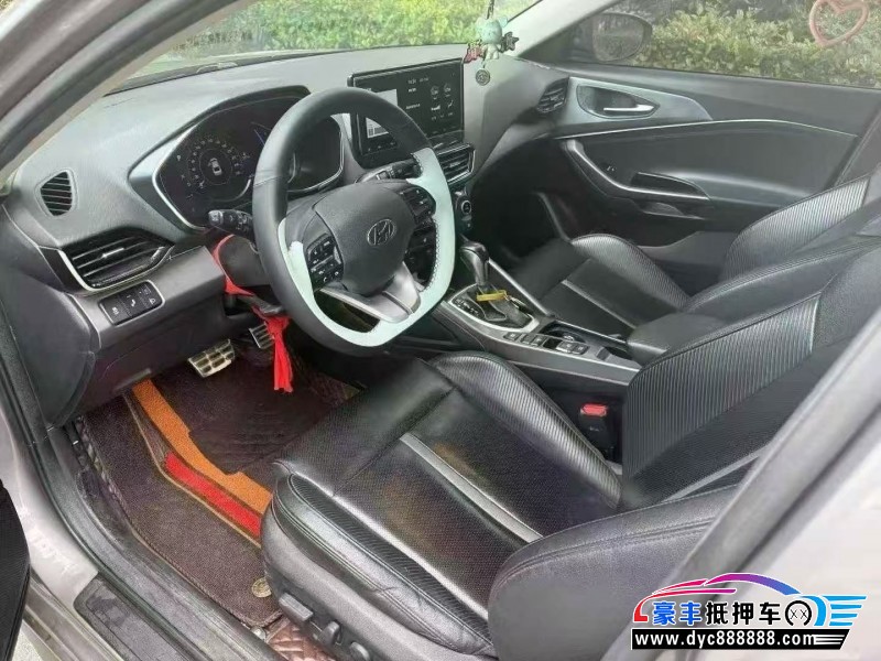 20年现代菲斯塔轿车抵押车出售