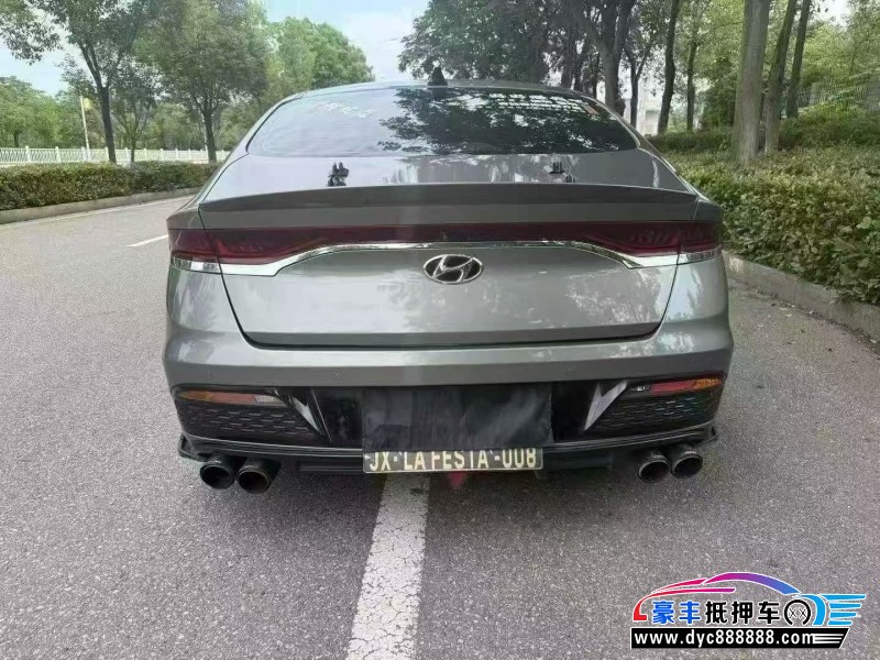 20年现代菲斯塔轿车抵押车出售