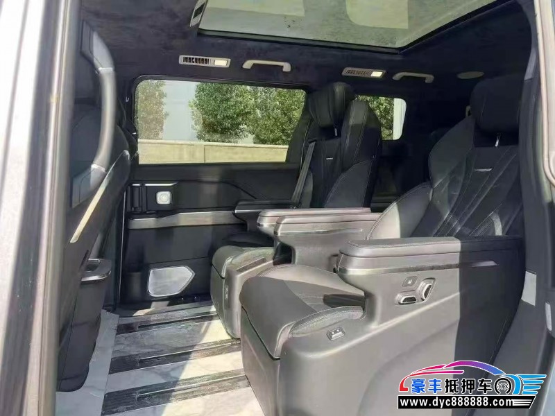 22年红旗HQ9轿车抵押车出售