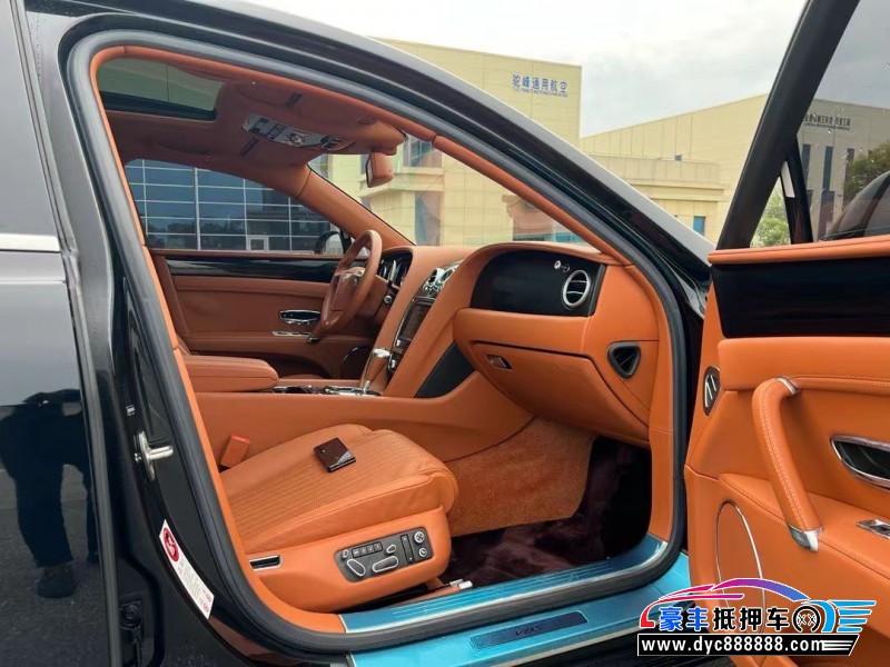 17年宾利飞驰轿车抵押车出售