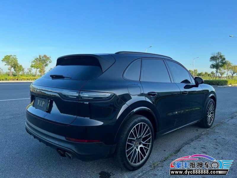 22年保时捷卡宴轿车抵押车出售