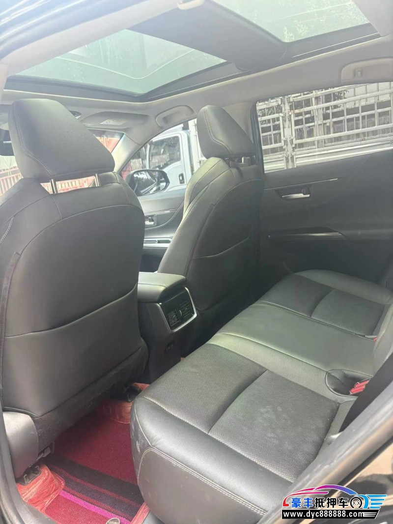 22年丰田威讽轿车抵押车出售