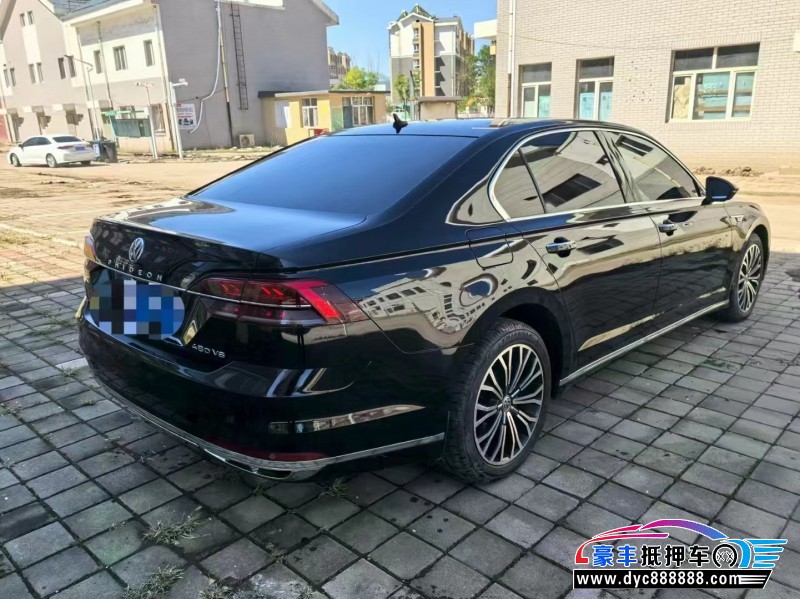 18年大众辉昂轿车抵押车出售