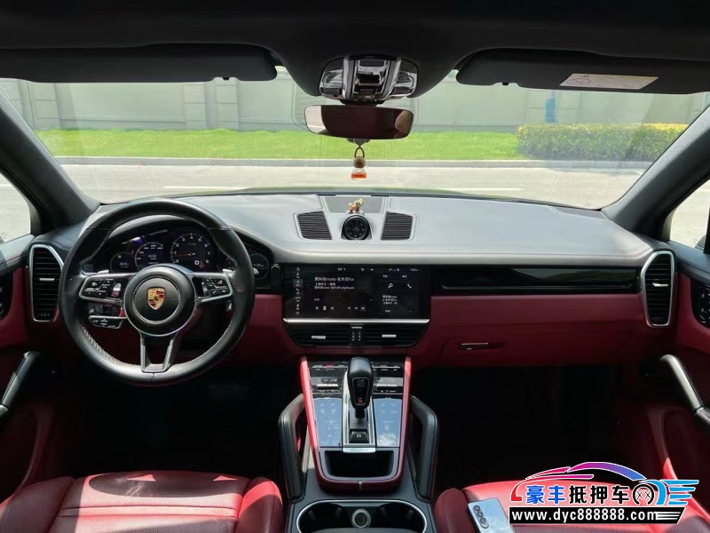 20年保时捷卡宴轿车抵押车出售