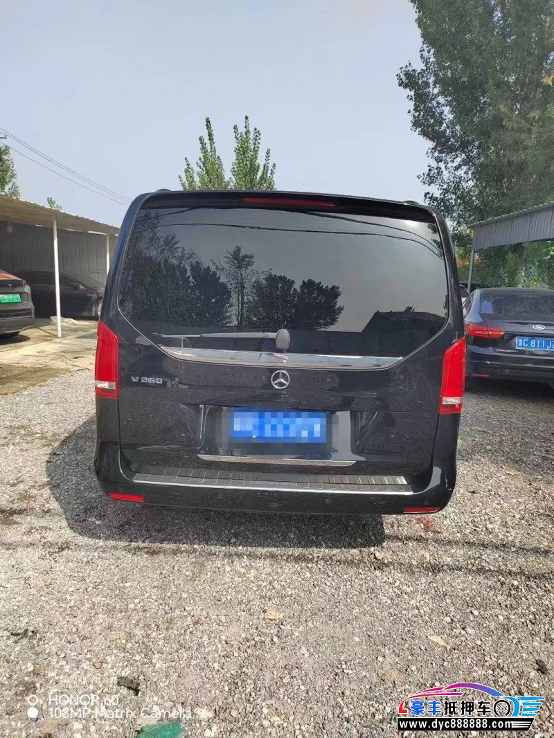 21年奔驰V轿车抵押车出售