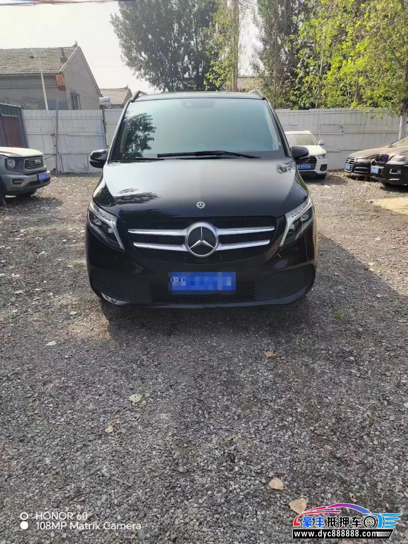 21年奔驰V轿车抵押车出售