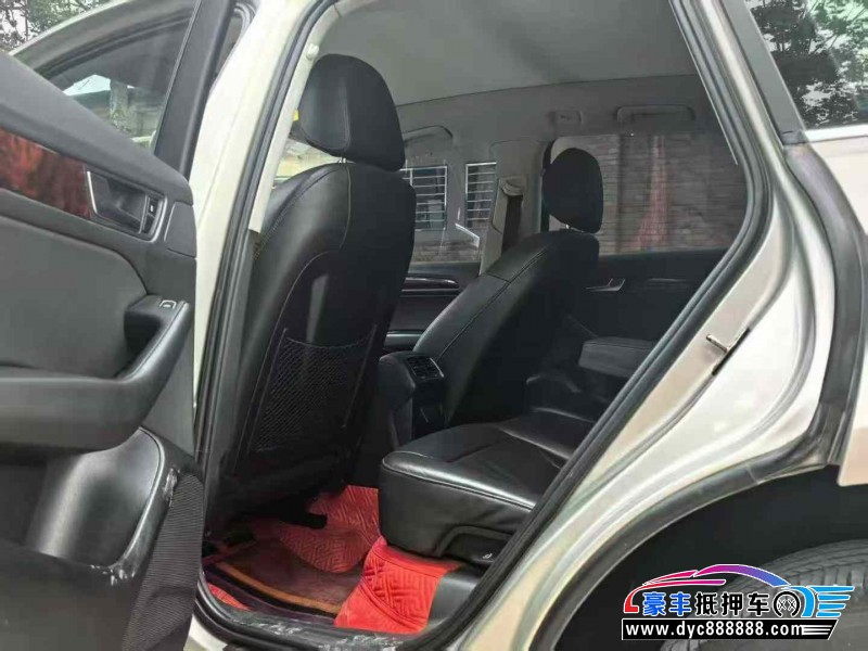 14年奥迪Q5轿车抵押车出售