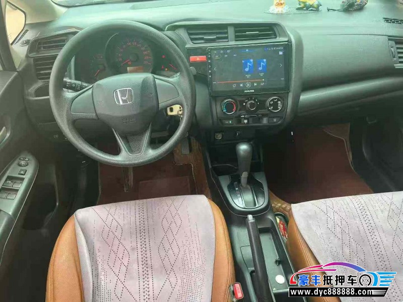 16年本田飞度轿车抵押车出售