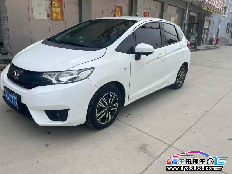 16年本田飞度轿车抵押车出售
