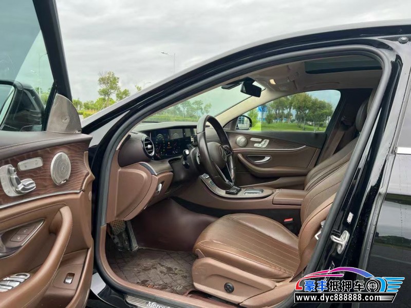 21年奔驰E轿车抵押车出售