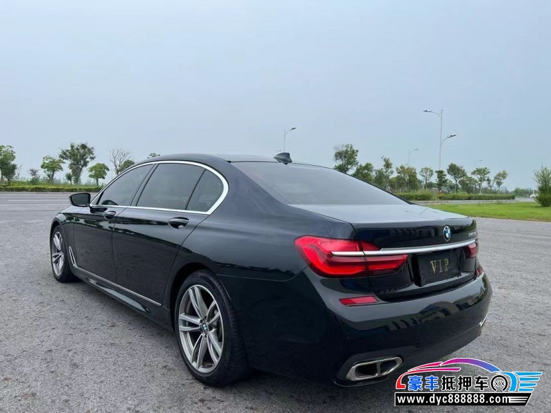 18年宝马7系轿车抵押车出售
