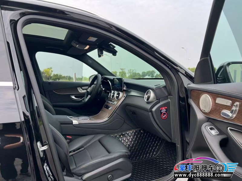 23年奔驰GLC轿车抵押车出售