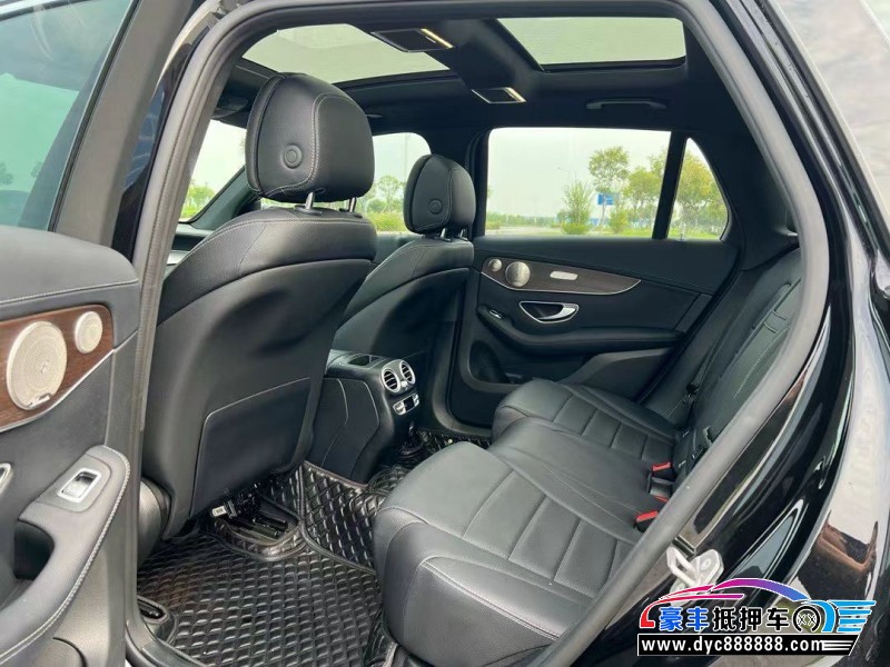 23年奔驰GLC轿车抵押车出售