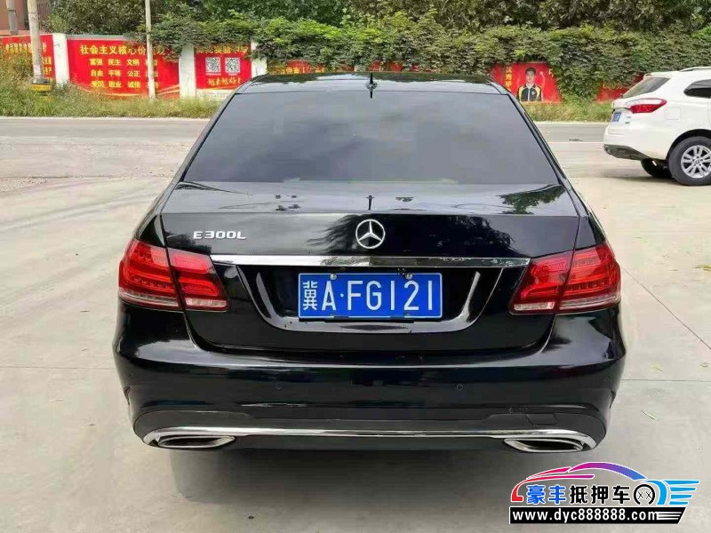 14年奔驰E轿车抵押车出售